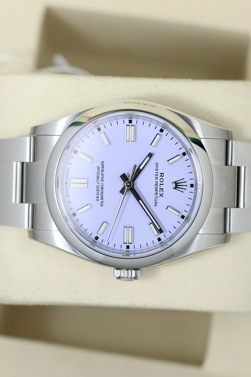 Часы Rolex  Perpetual 36 Stainless Steel Lavander Dial  126000
