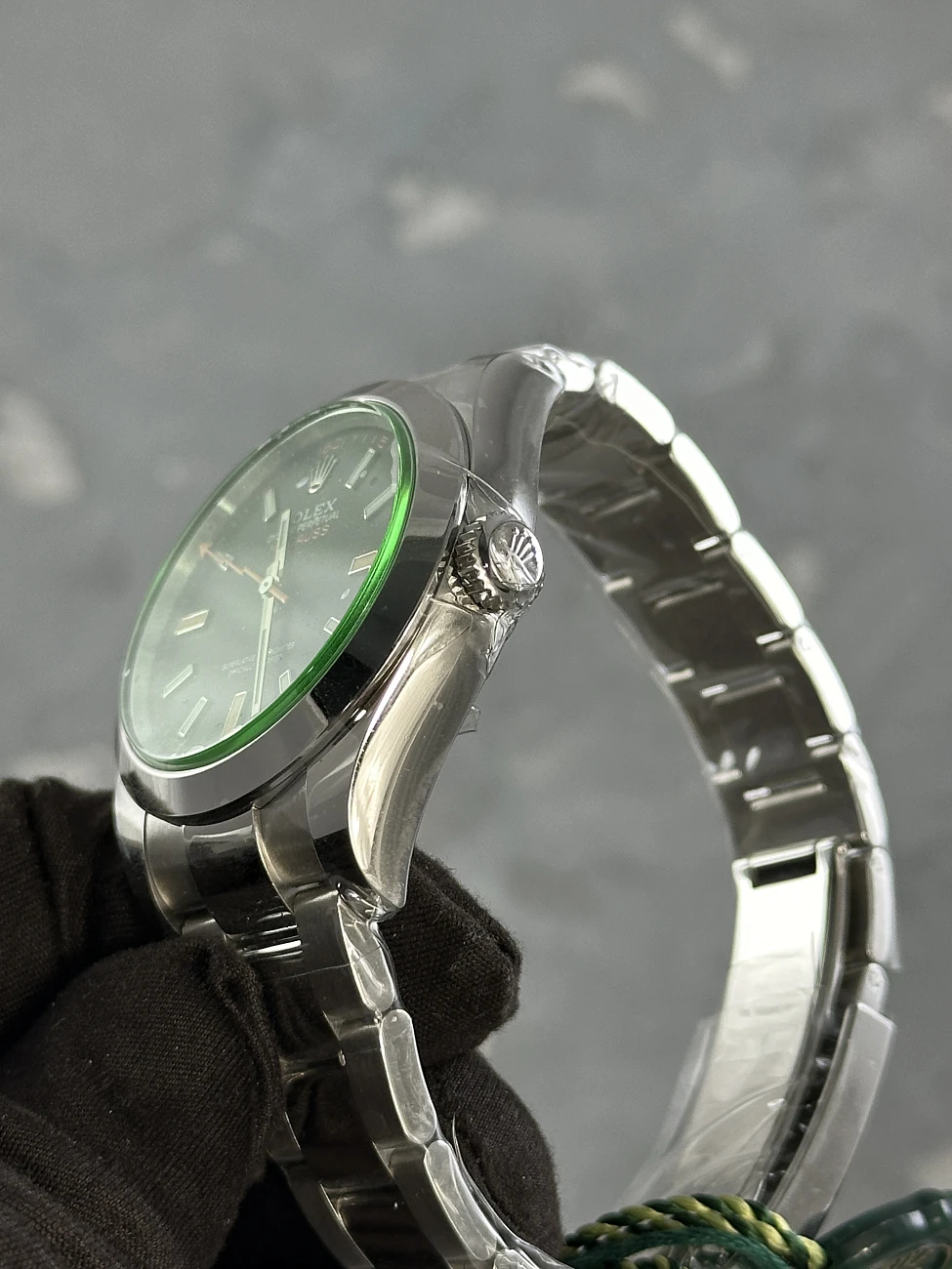 Часы Rolex  Milgauss Black With Green Glass  116400GV