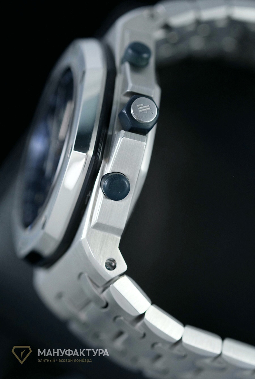 Часы Audemars Piguet  Offshore Chronograph &quot;The Beast&quot; First Edition  25721ST.OO.1000ST.01