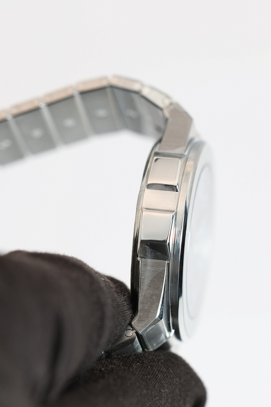 Часы Chopard  ALPINE EAGLE CADENCE 8HF TITANIUM 41 MM Limited Edition  298600-3005