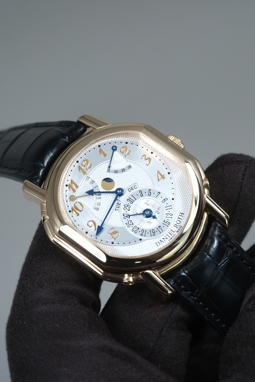 Часы Daniel Roth  Perpetual Calendar Rose Gold  121.Y.40