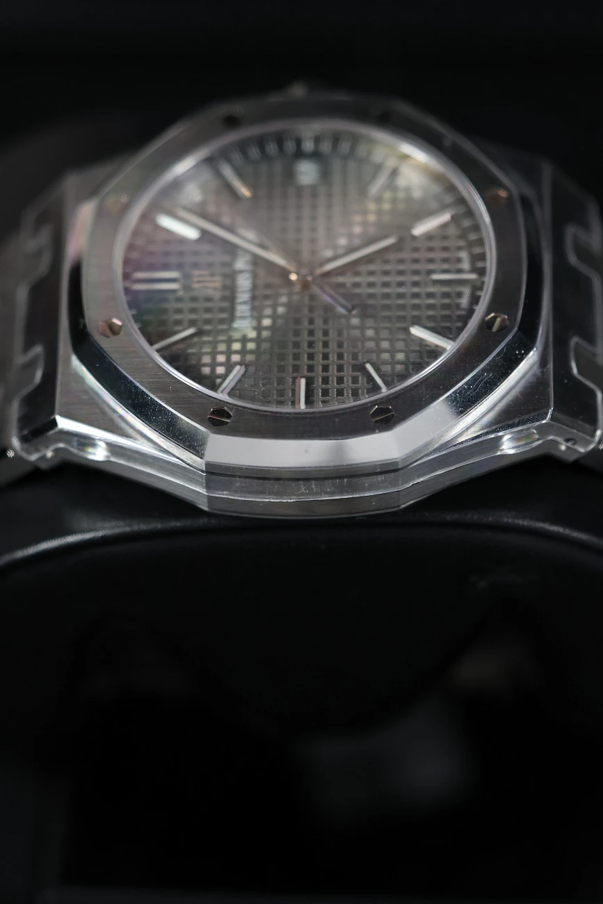 Часы Audemars Piguet  Royal Oak 41Mm Grey Dial  15500ST.OO.1220ST.02