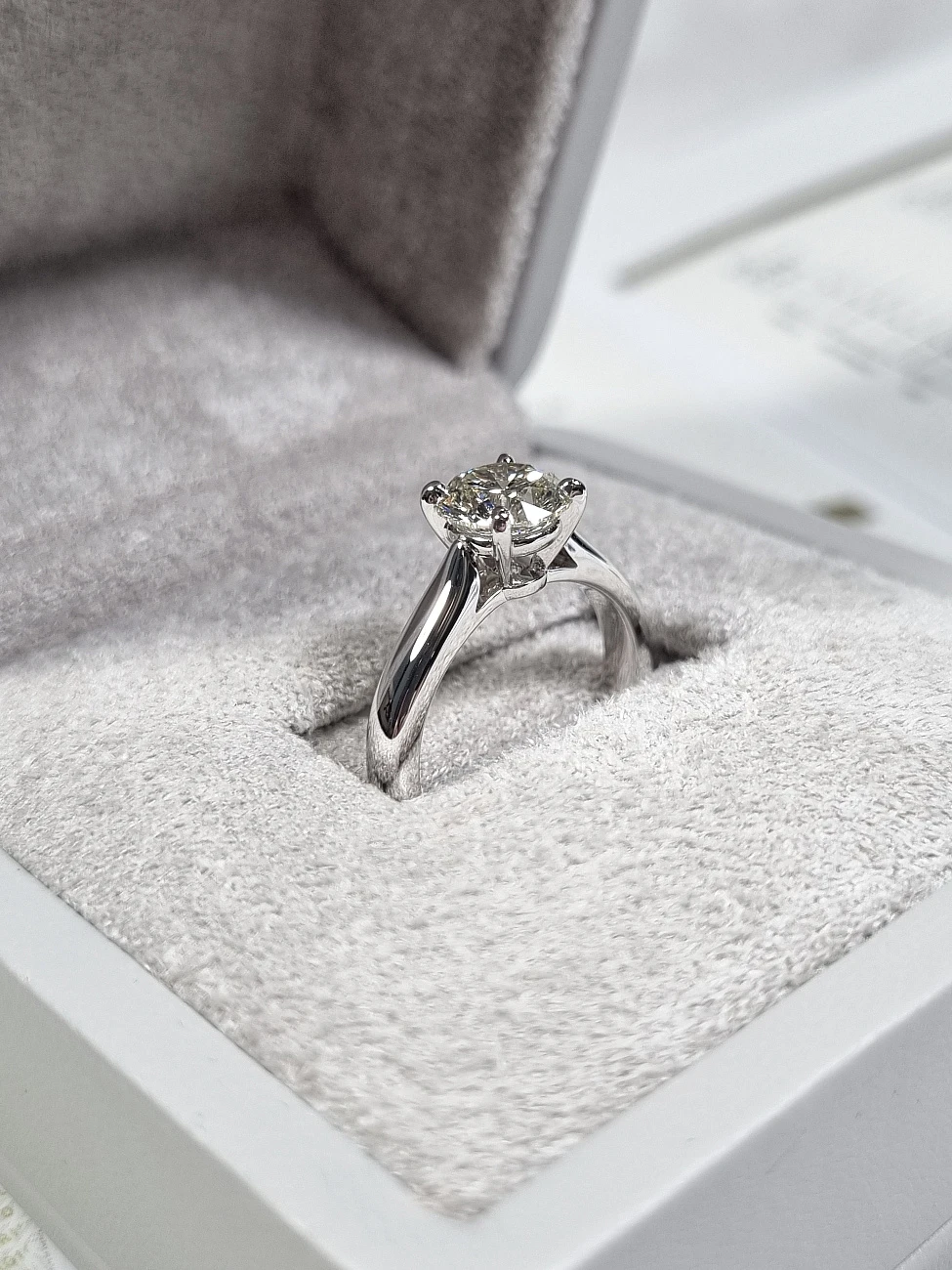 Украшение GIA  Кольцо С Бриллиантом 1,60 Ct. K/Si1 (3 Excellent)   
