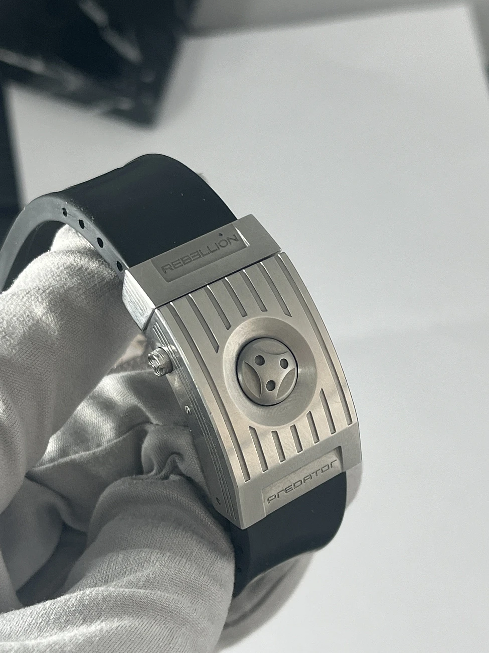 Часы Rebellion  Predator Chrono  