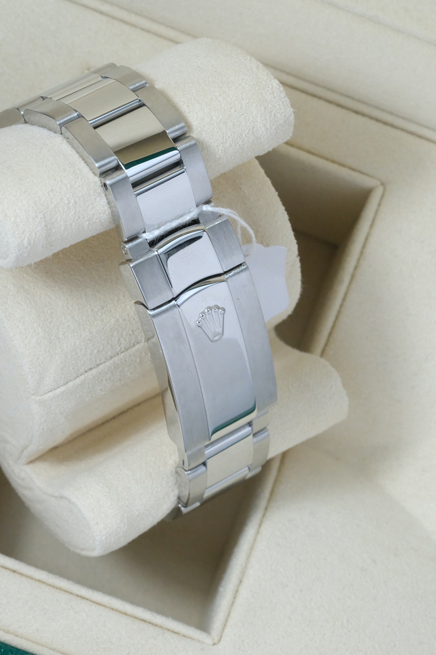 Часы Rolex  Datejust Ii 41Mm Diamonds Custom Dial  116334