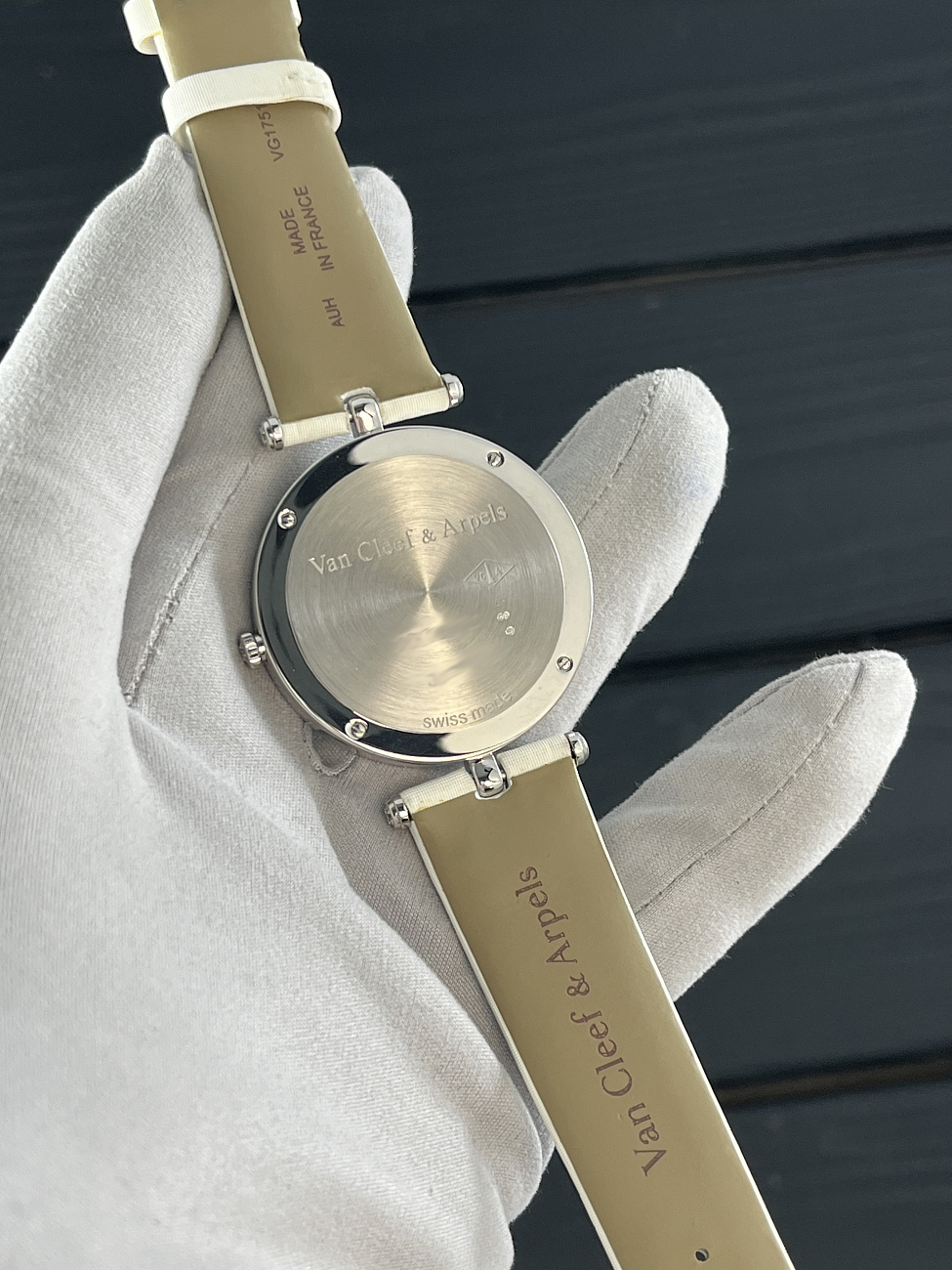 Украшение Van Cleef & Arpels  Lady Arpels Butterfly 36 Mm  WDWF08B3 