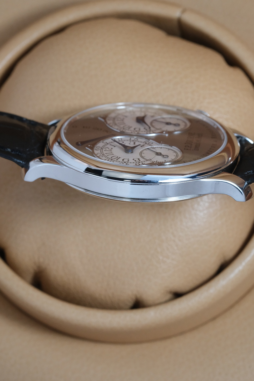 Часы F.P. Journe  CHRONOMÈTRE À RÉSONANCE 40mm  RN