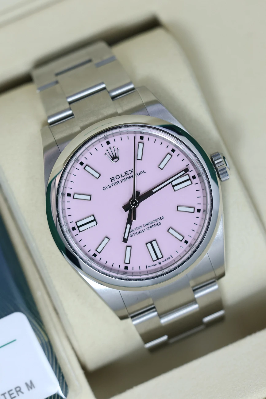 Часы Rolex  Oyster Perpetual 41 Mm Candy Pink Dial New Model  134300