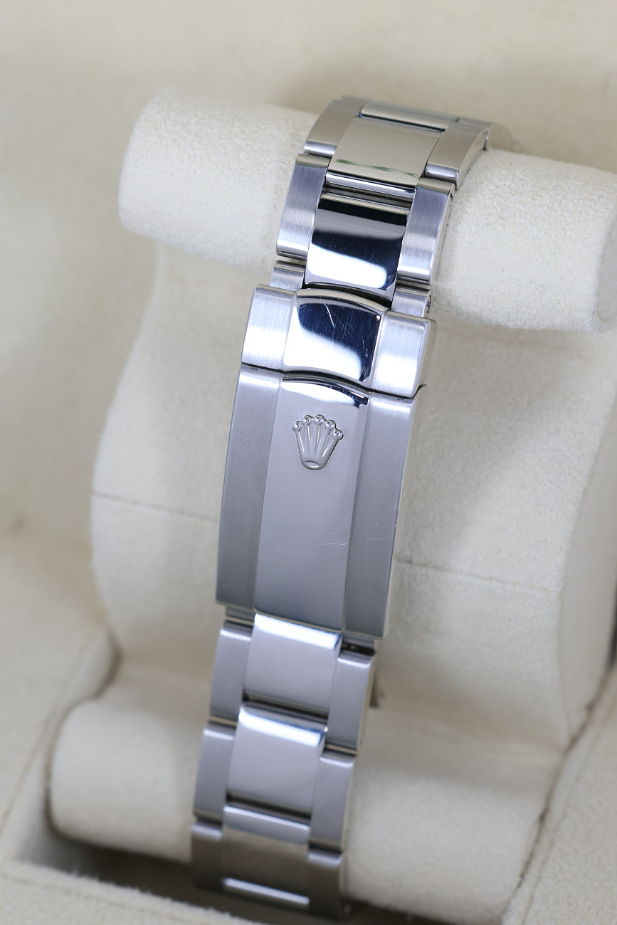 Часы Rolex  Milgaus Z-Blue Dial  116400GV