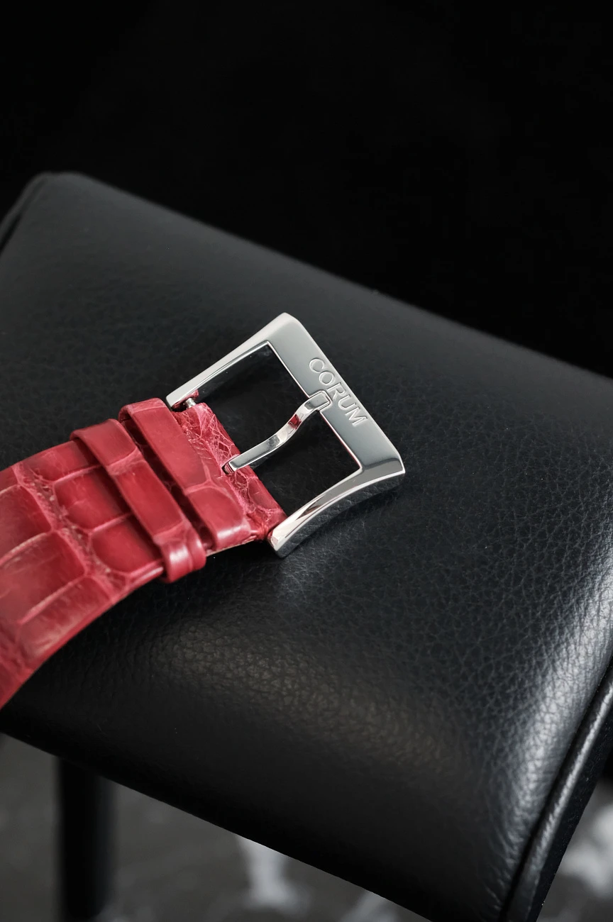 Часы Corum  Golden Bridge Lady Diamonds And Ruby  05.0047 2270350