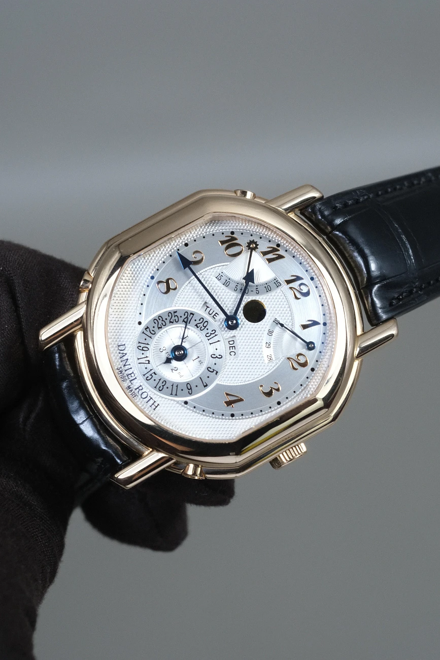 Часы Daniel Roth  Perpetual Calendar Rose Gold  121.Y.40