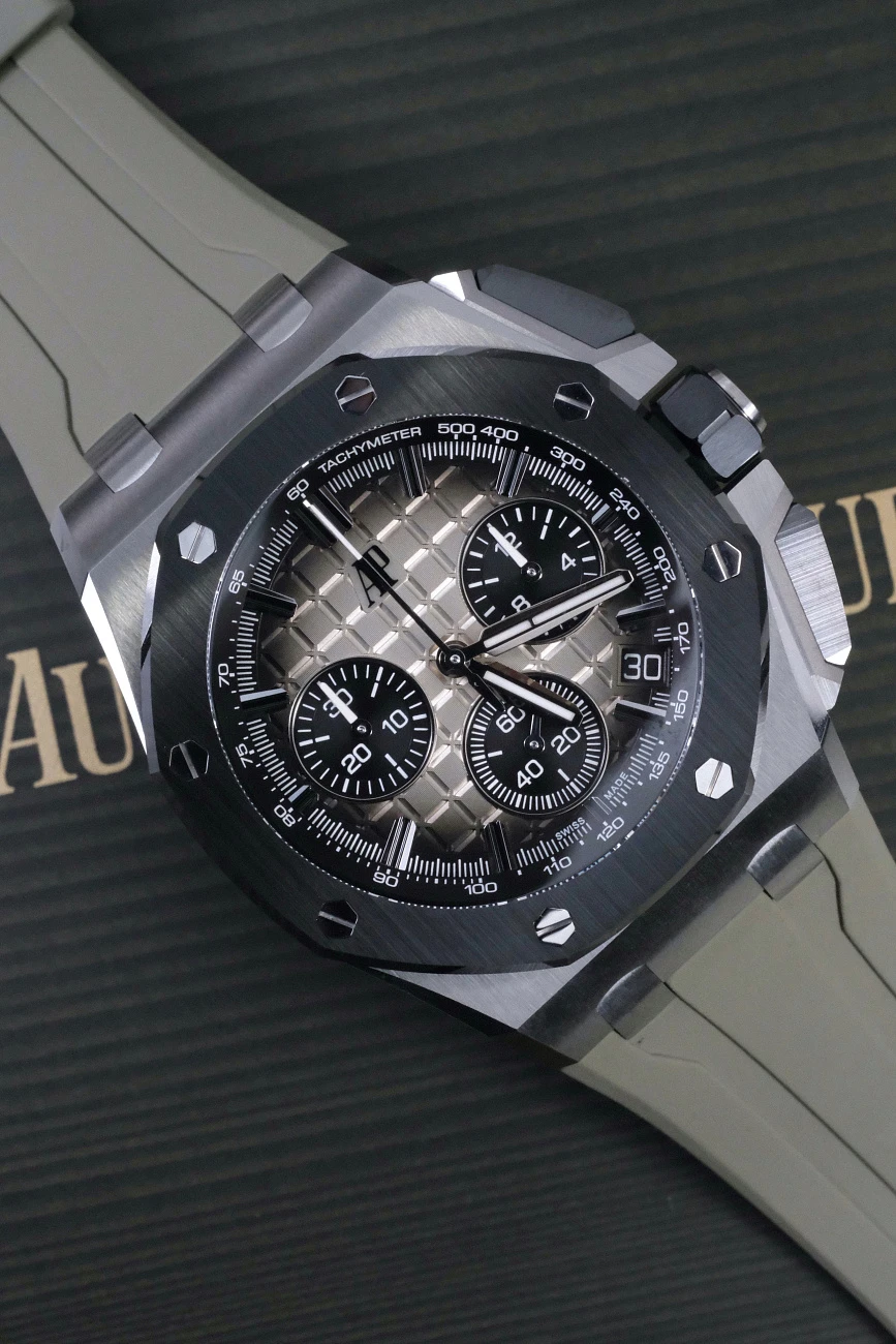 Часы Audemars Piguet  Royal Oak Offshore Selfwinding Chronograph 43Mm  26420SO.OO.A600CA.01