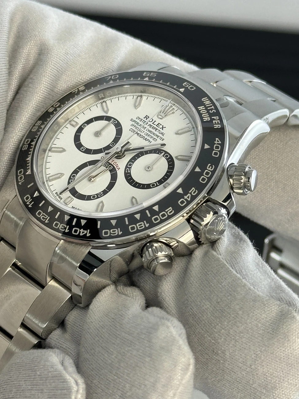 Часы Rolex  Cosmograph Daytona Panda 126500LN  126500LN