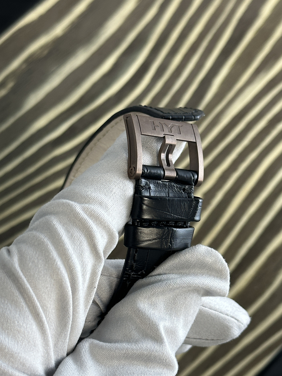 Часы HYT  H1 Collection Rich Time Edition  148-TB-21-GF-RU