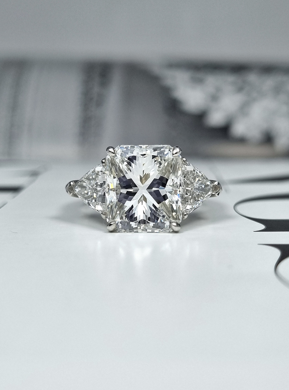 Украшение No Name  Кольцо С Бриллиантом 5,94 Ct. I/Vs2   