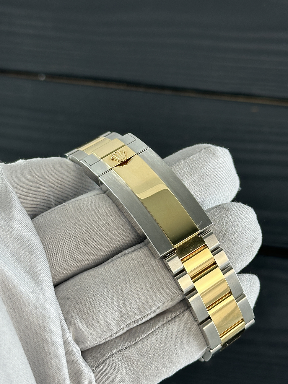 Часы Rolex  Sea-Dweller Two Tone 43Mm  126603