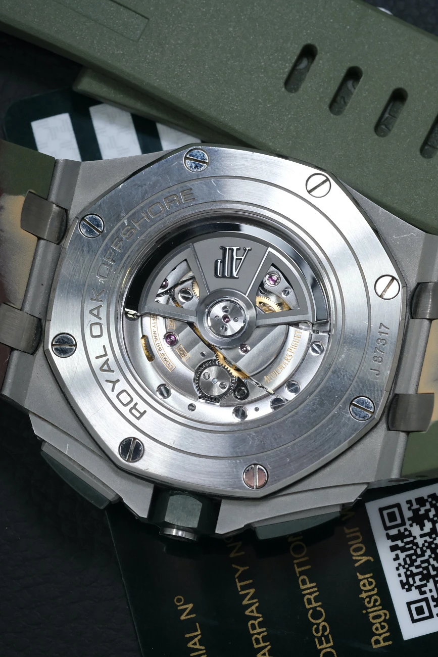 Часы Audemars Piguet  Audemars Piguet Royal Oak Offshore Chronograph Camo  26400SO.OO.A054CA.01