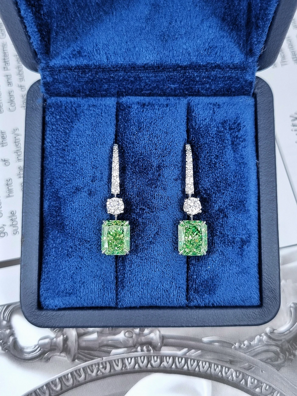 Украшение GIA  Серьги с бриллиантами 3,01/3,02 ct. FBGY/VS1-Si1   