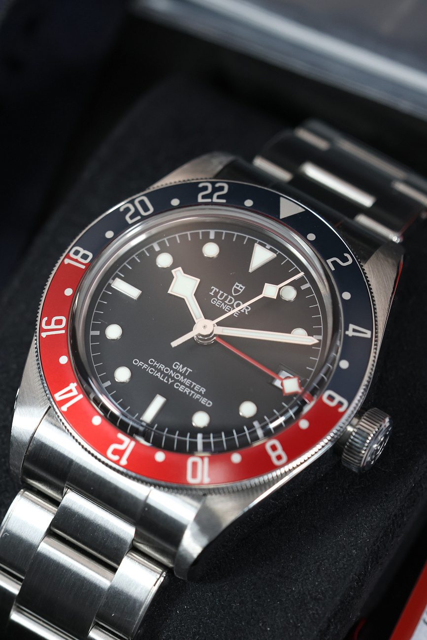 Часы Tudor  Black Bay Gmt 41mm Pepsi  79830RB-0001