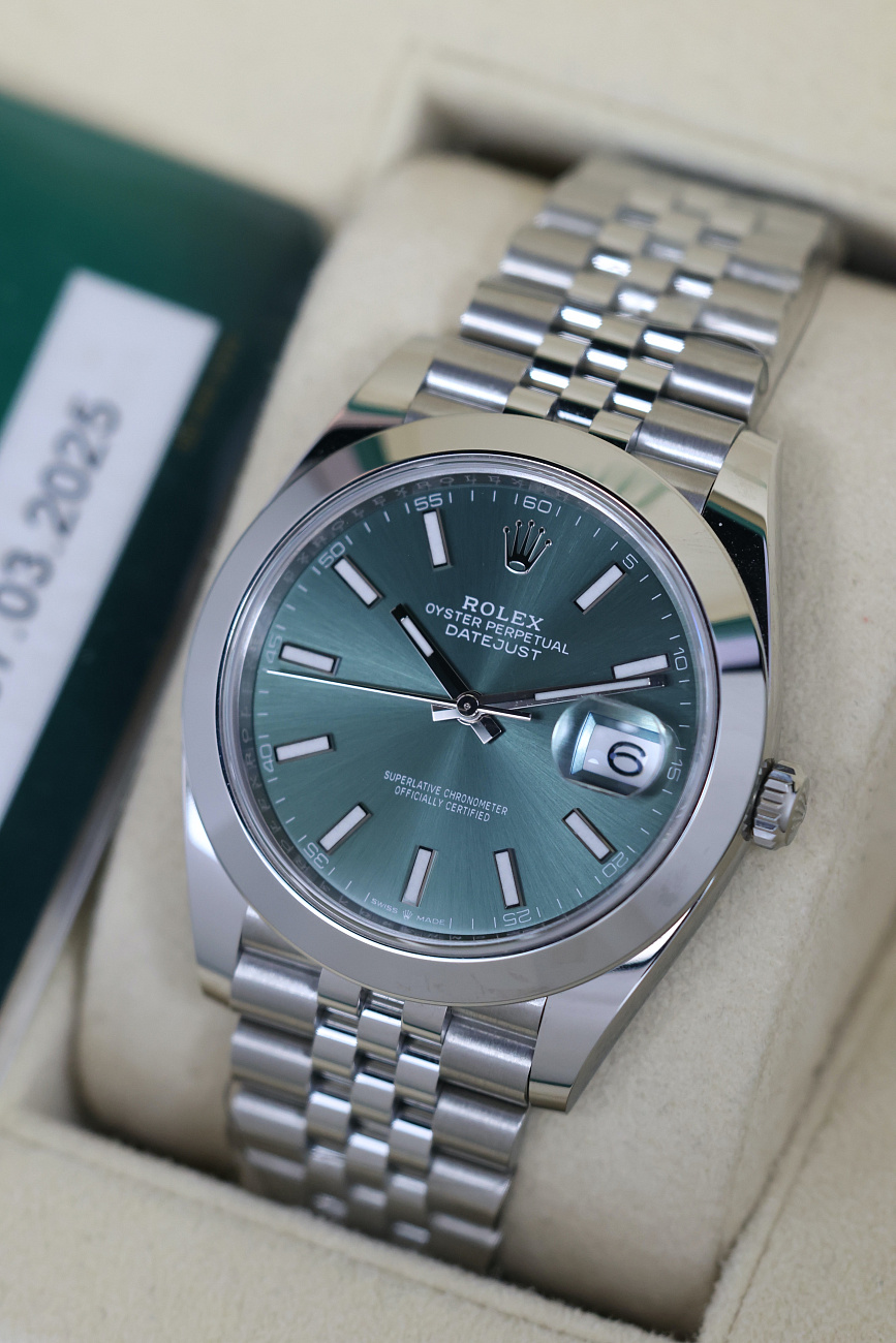 Часы Rolex  Oyster Perpetual Datejust 41 Mm Mint Green  126300