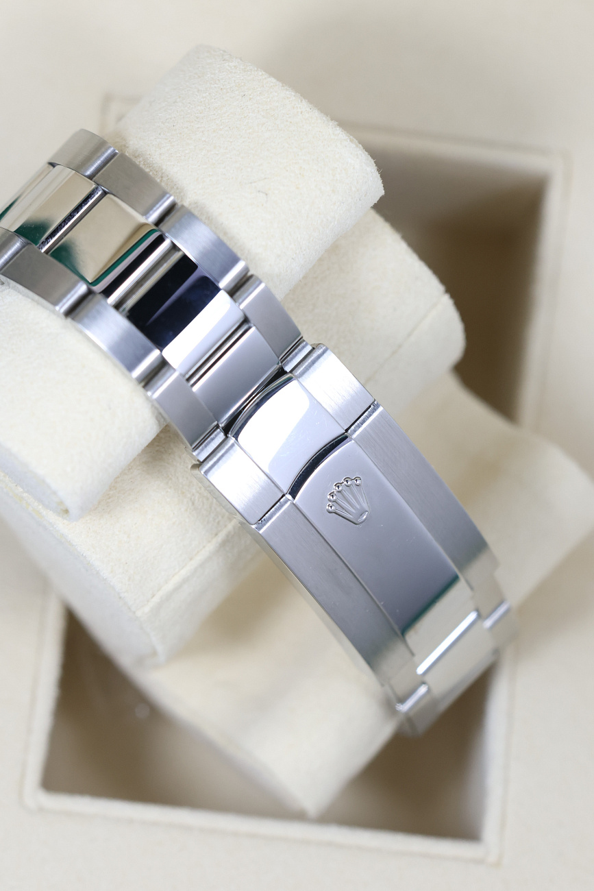 Часы Rolex  Sky-Dweller Steel Blue Dial  326934