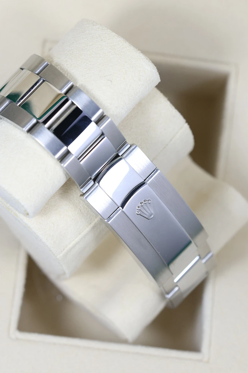 Часы Rolex  Sky-Dweller Steel Blue Dial  326934
