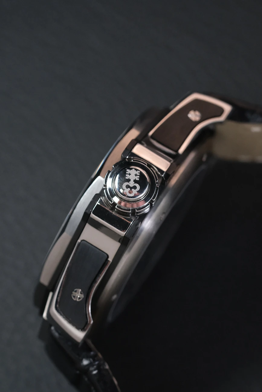 Часы Corum  Admirals Cup Double Tourbillon  A108/02337