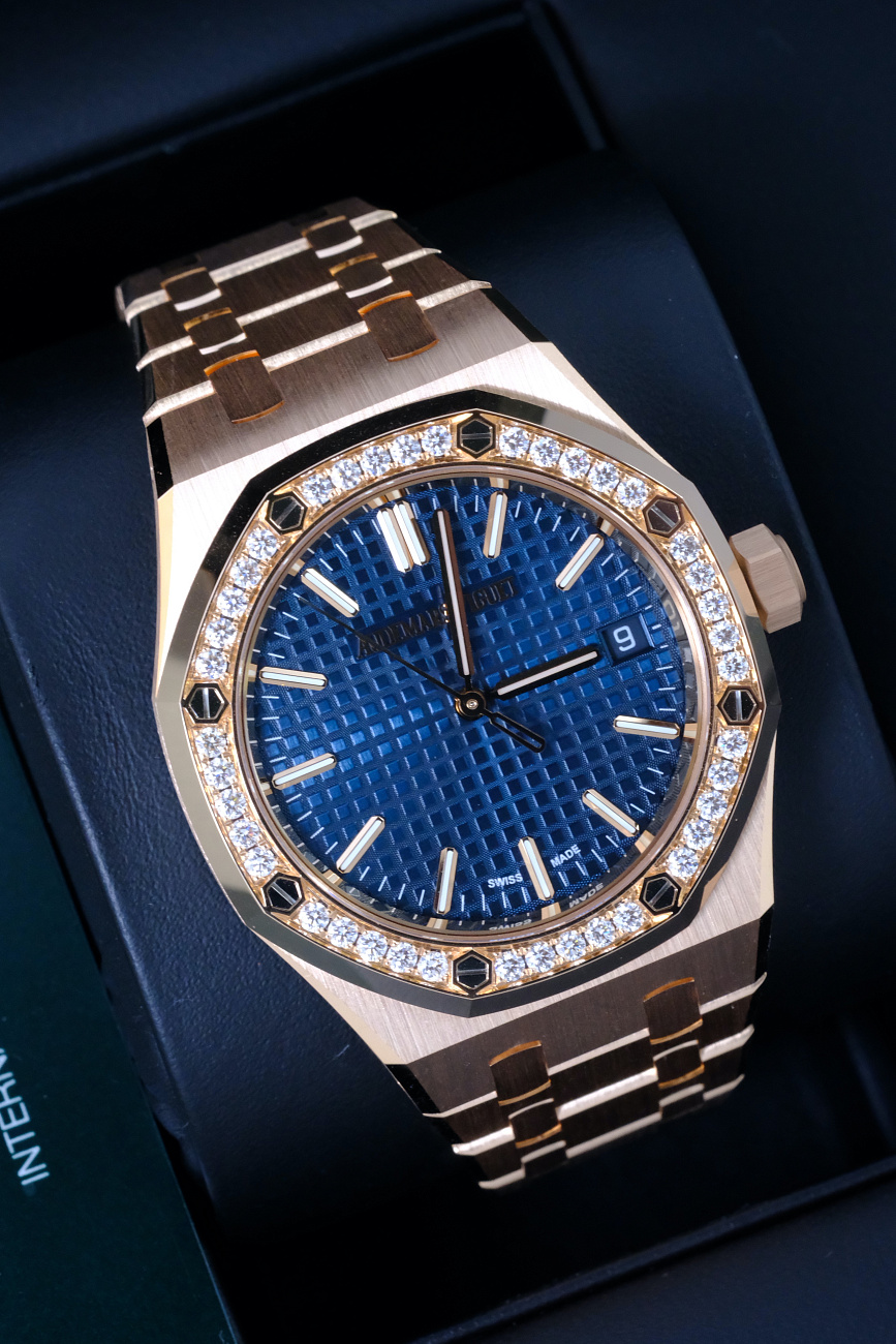 Audemars Piguet в наличии в Москве в &quot;Мануфактуре&quot;! 