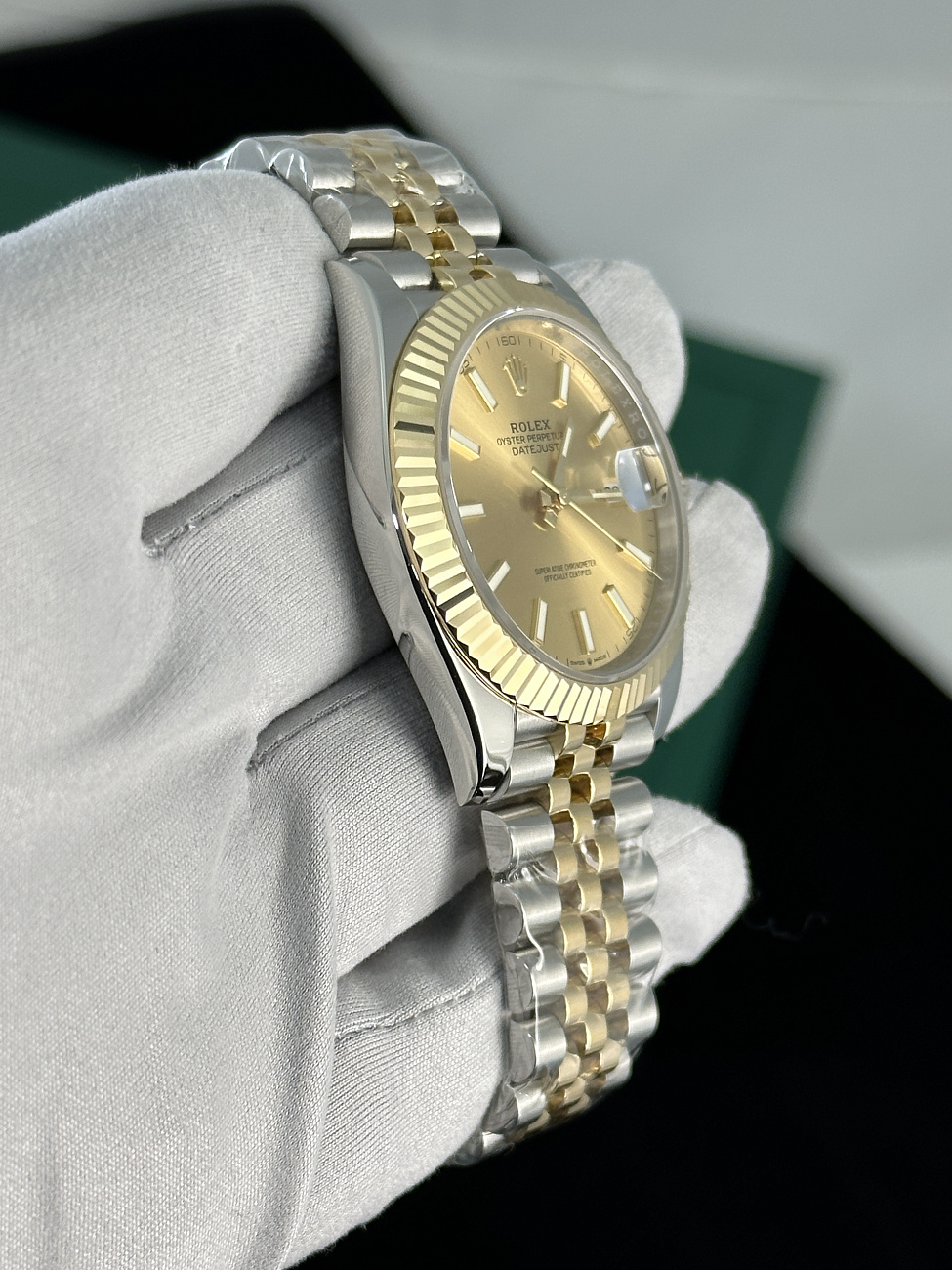 Часы Rolex  Oyster Perpetual Datejust Ii 41 Mm Steel And Yellow Gold  126333
