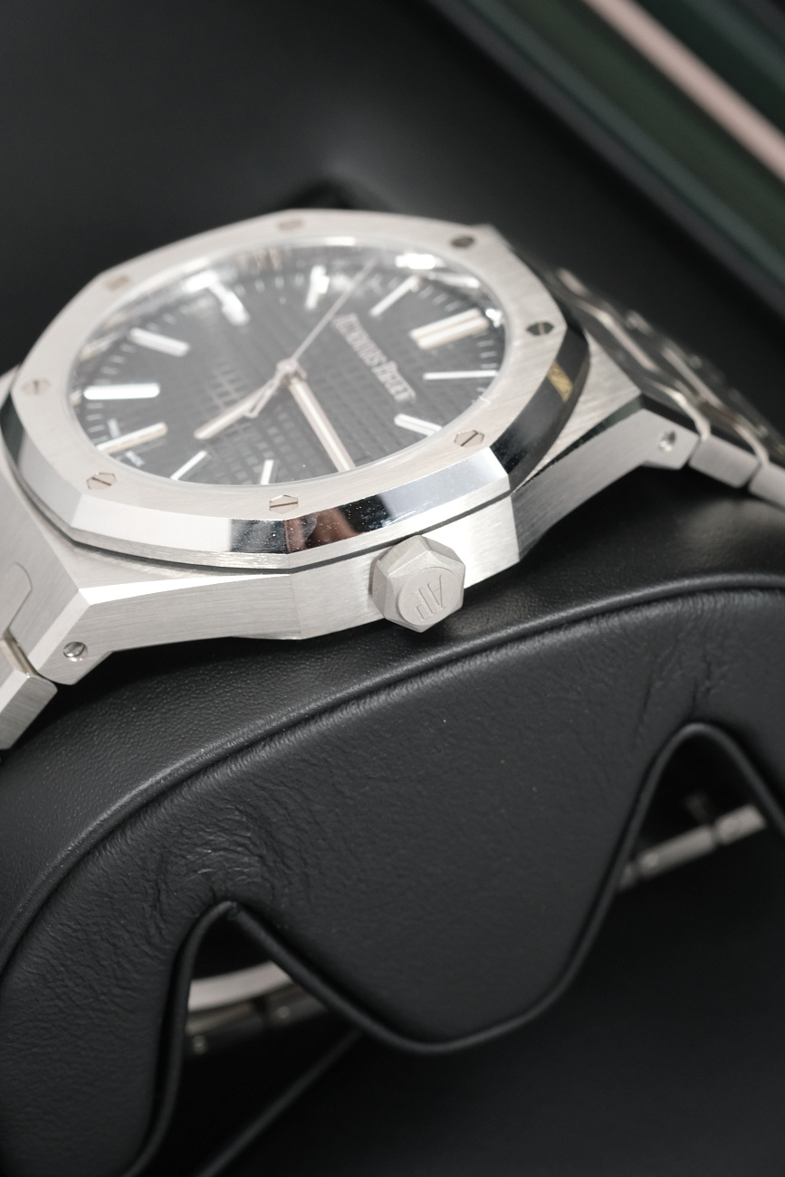 Audemars Piguet в наличии в Москве в &quot;Мануфактуре&quot;! 