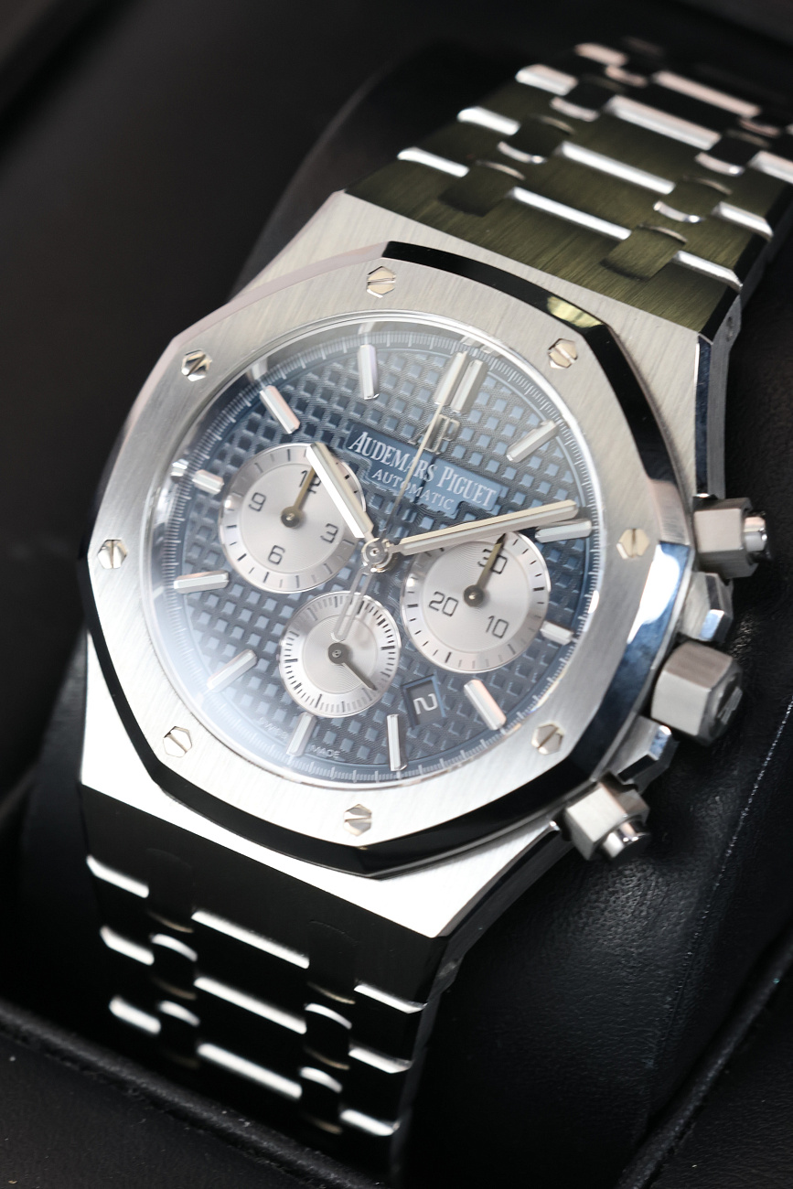 Часы Audemars Piguet  Royal Oak Chronograph 41 mm Blue Dial  26331ST.OO.1220ST.01
