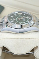 Часы Rolex  Oyster Perpetual Sky-Dweller Olive Green  336934