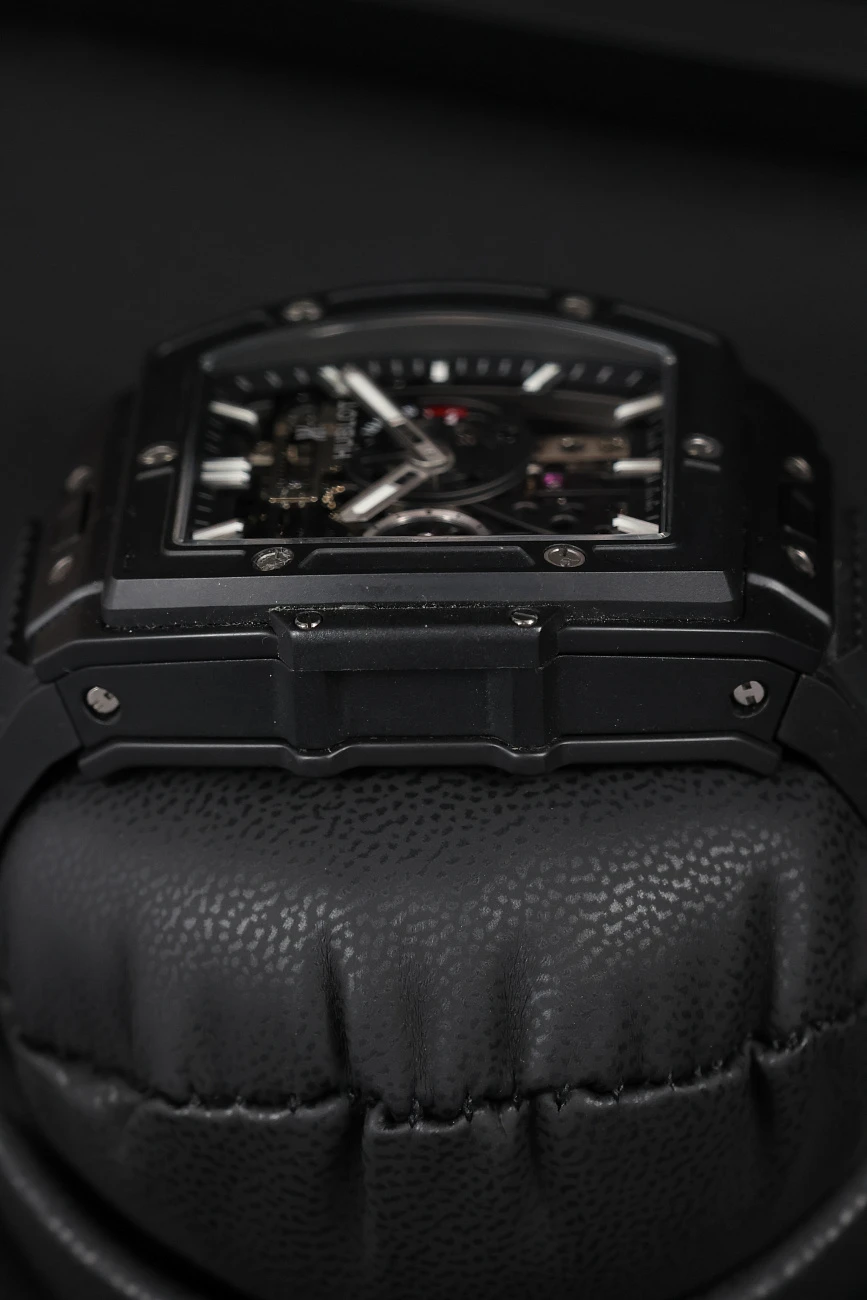 Часы Hublot  Spirit Of Big Bang Meca-10 Black Magic  614.CI.1170.RX