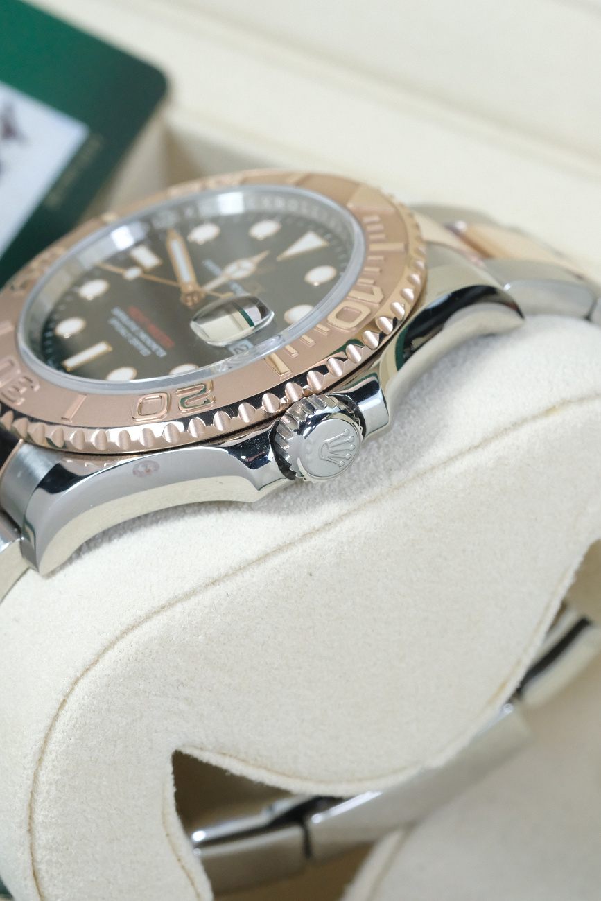 Часы Rolex  Yachtmaster 40Mm Two Tone Black Dial  126621