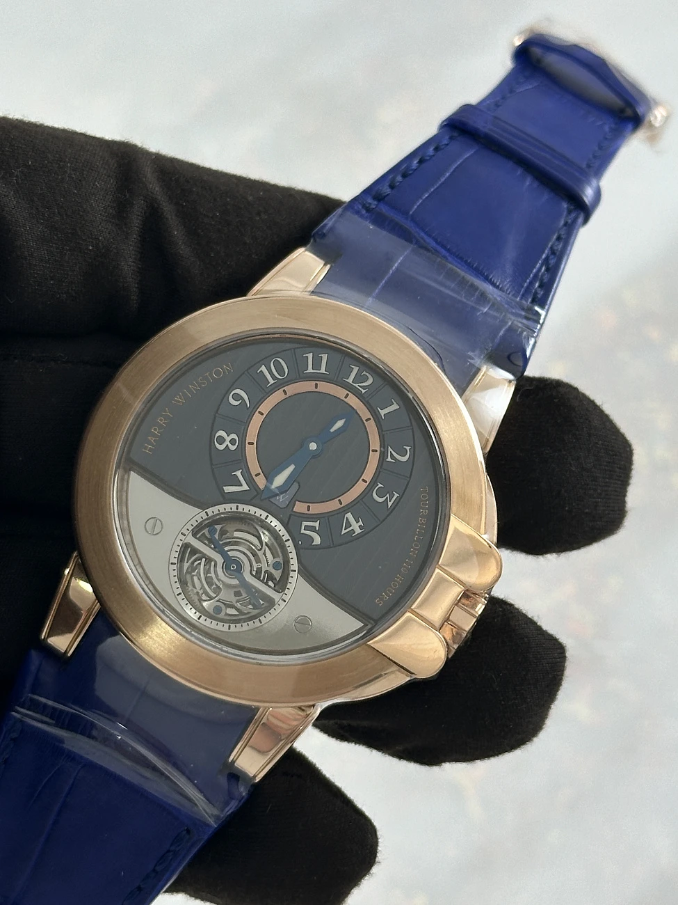 Часы Harry Winston  Ocean Tourbillon Project Z3 Limited Edition  400-MAT44r