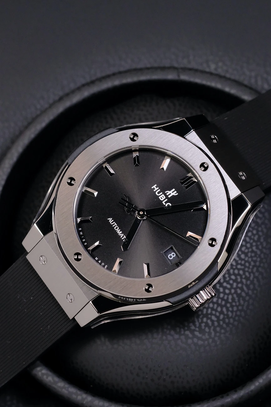 Часы Hublot  Classic Fusion 42Mm  542.NX.1171.RX
