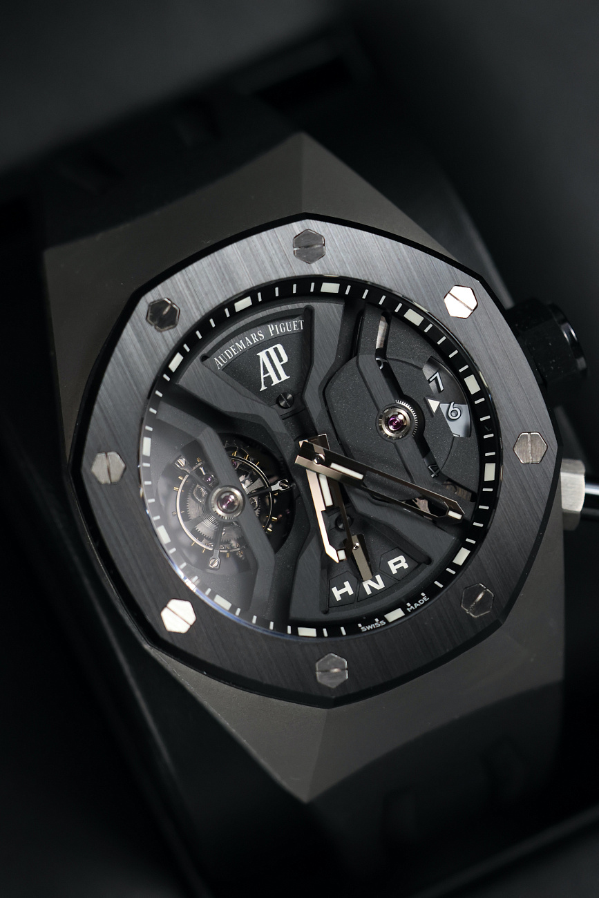 Часы Audemars Piguet  Royal Oak Concept Gmt Tourbillon 44 Mm  26560IO.OO.D002CA.01