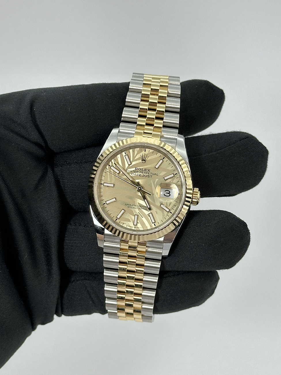 Часы Rolex  Datejust 36Mm Steel & Yellow Gold Palm Motif  126233