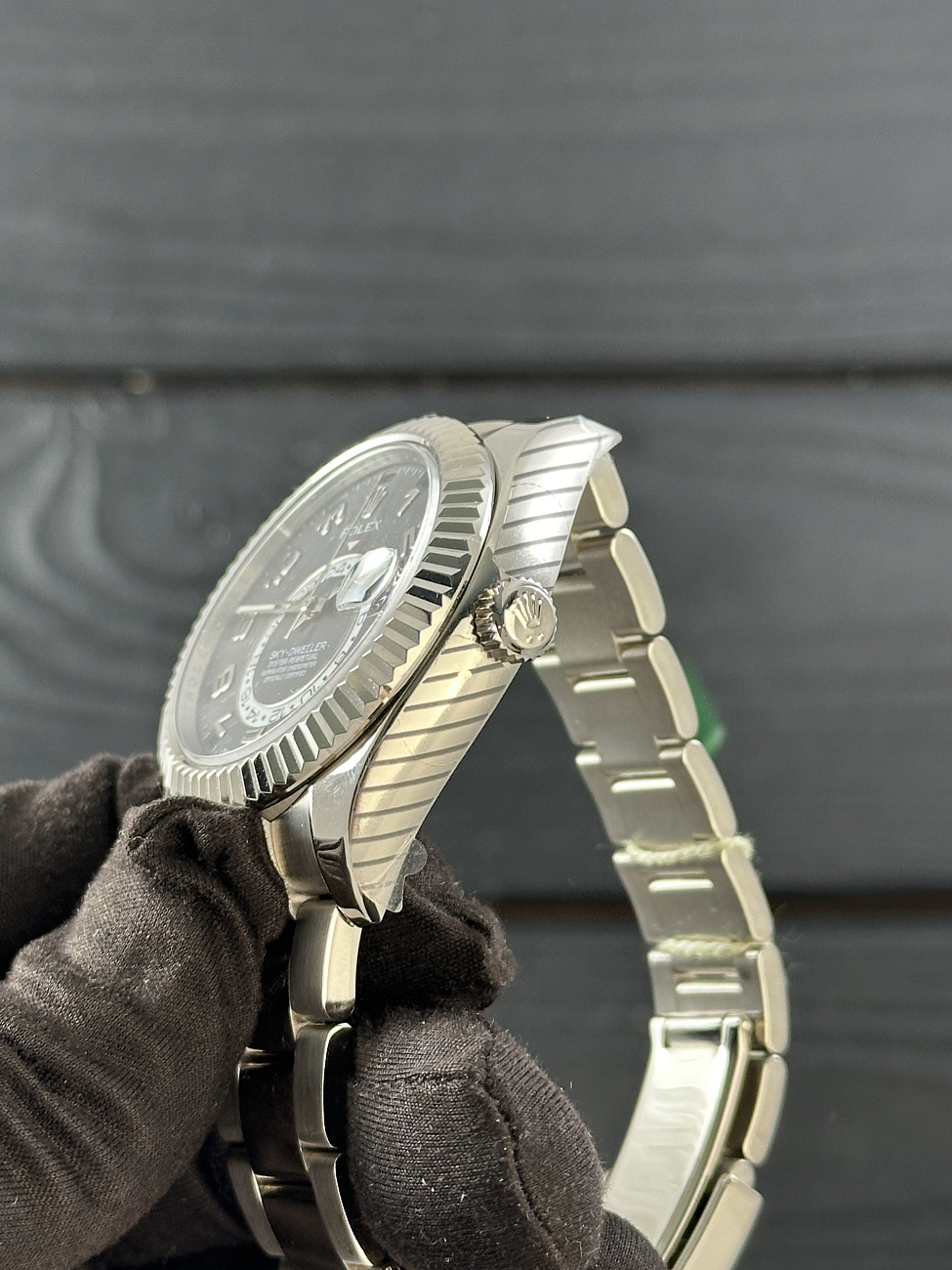 Часы Rolex  Sky-Dweller White Gold Black Dial  326939