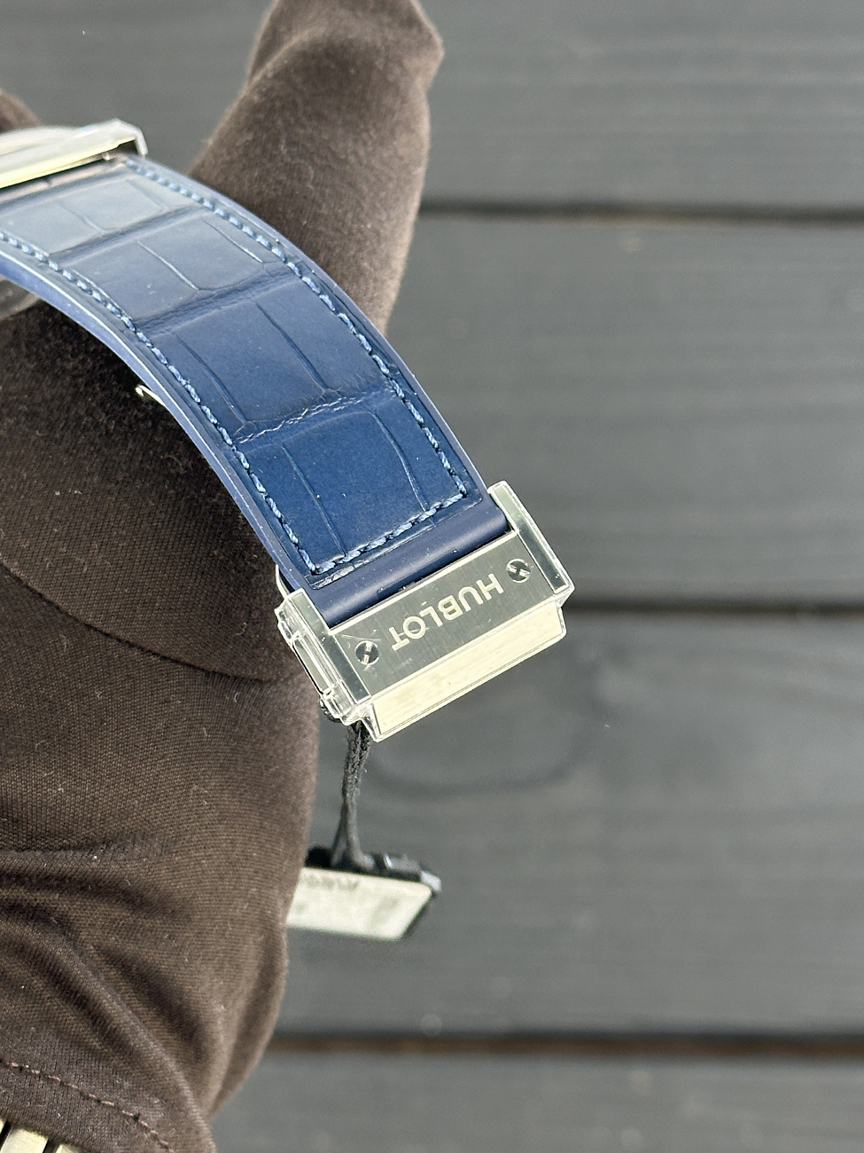 Часы Hublot  Fusion 45Mm Blue Titanium Leather  511.NX.7170.RX