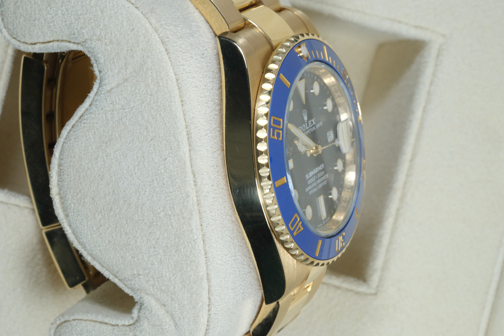 Часы Rolex  Submariner Yellow Gold Blue 41mm  126618LB