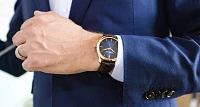 Заказать H. Moser &amp; Cie  H. Moser &amp; Cie Endeavour Centre Seconds  1200-0401
