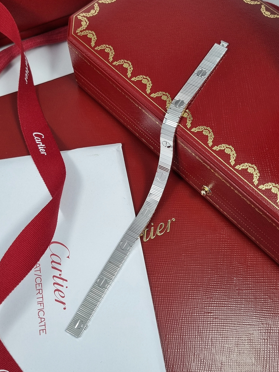 Cartier в наличии в Москве в "Мануфактуре"!