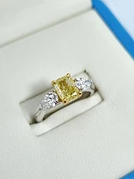 Украшение GIA  Кольцо с бриллиантом 1,16 ct. Fancy Yellow/ Internally Flawless   