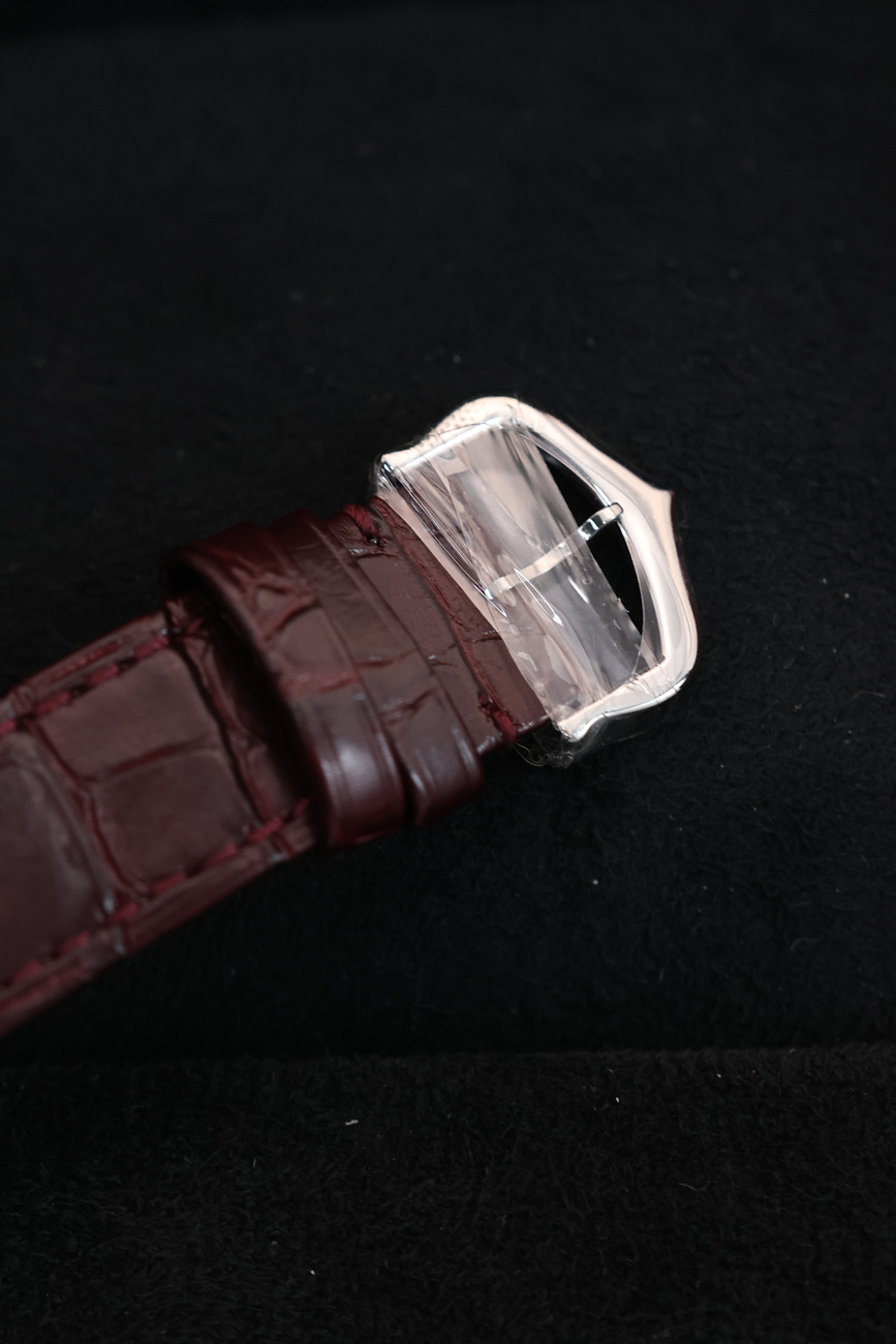 Часы Cartier  Tank Must De Cartier Red Large  WSTA0113