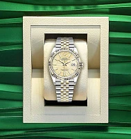 Часы Rolex  Datejust Oyster Perpetual 36 Mm  m126233-0037
