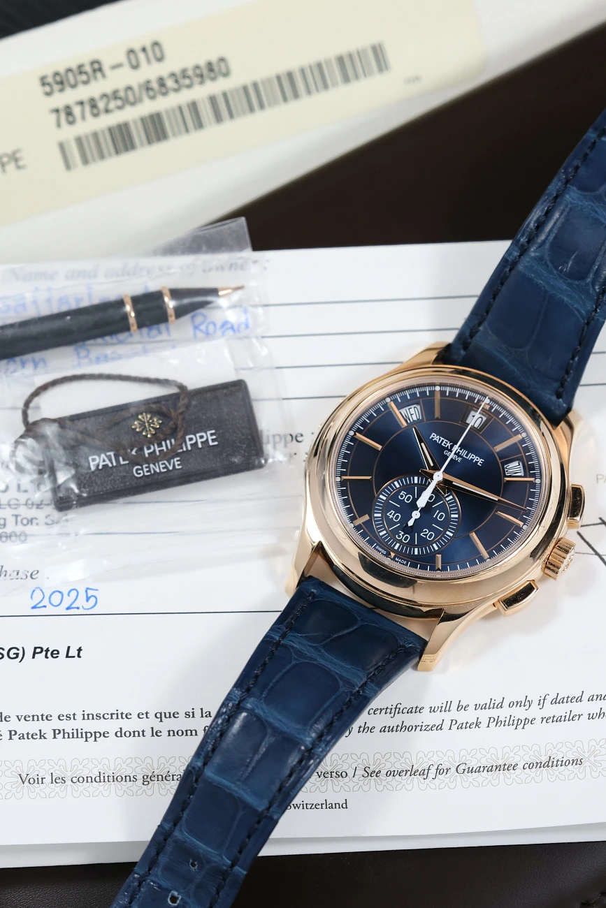 Часы Patek Philippe  Annual Calendar Chronograph Blue Dial  5905R-010