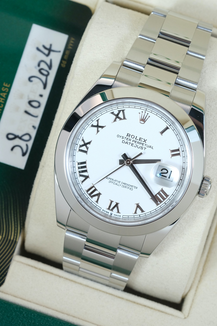 Часы Rolex  Datejust 41Mm White Roman Dial  126300