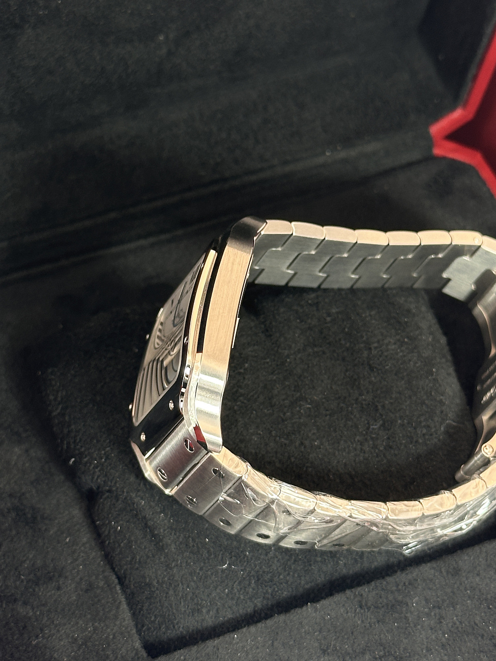 Часы Cartier  Santos De Cartier Large Model White Dial  WSSA0018