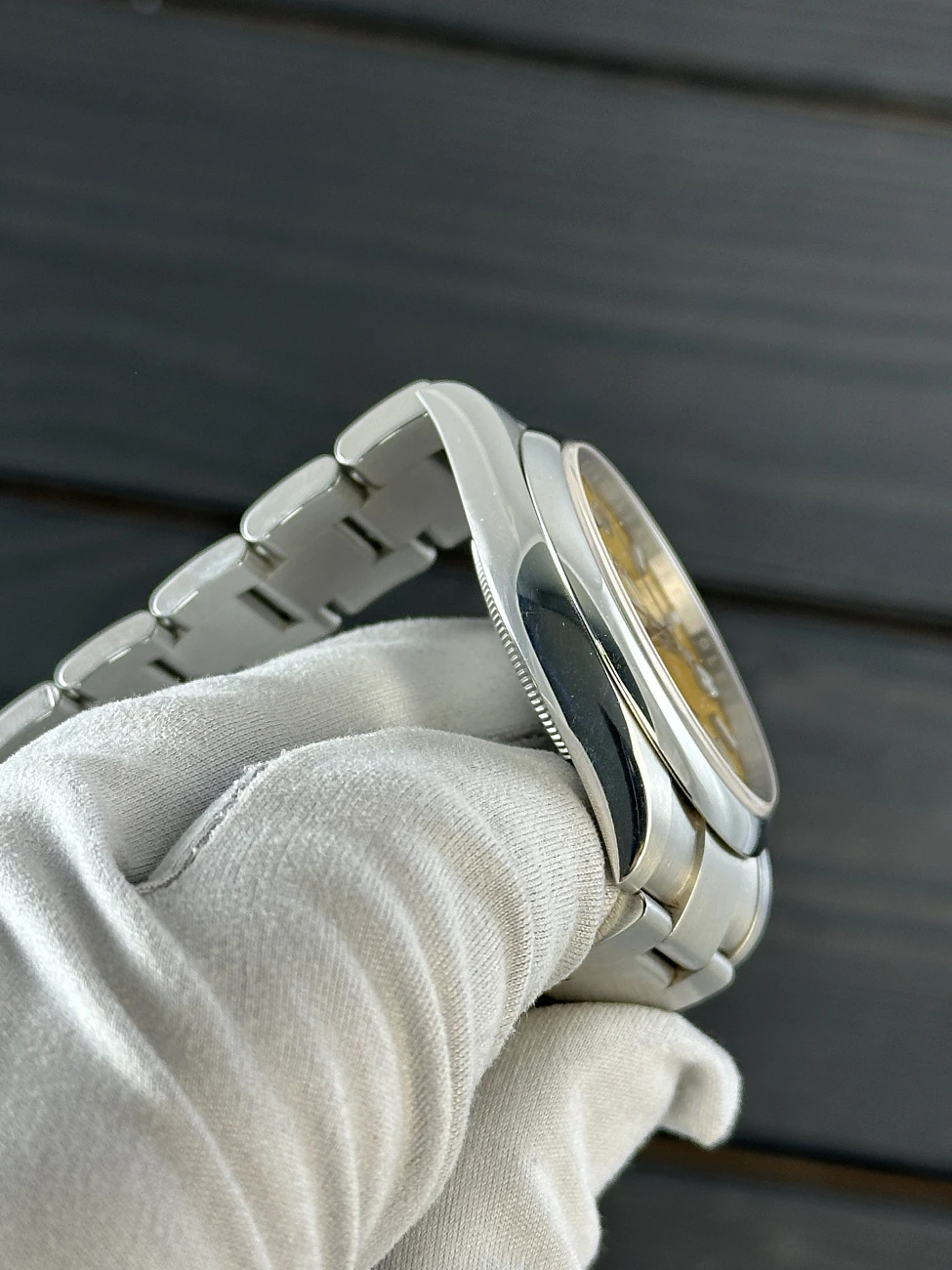 Часы Rolex  Oyster Perpetual 41 Mm Yellow Dial  124300